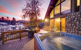 Waterfront Apres' Ski Cabin