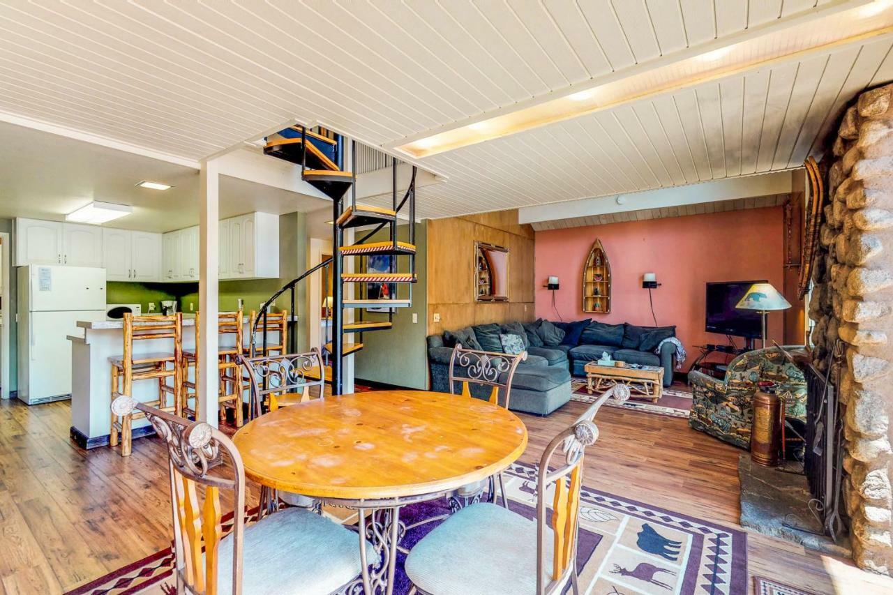 Waterfront Apres' Ski Cabin South Lake Tahoe Exterior photo