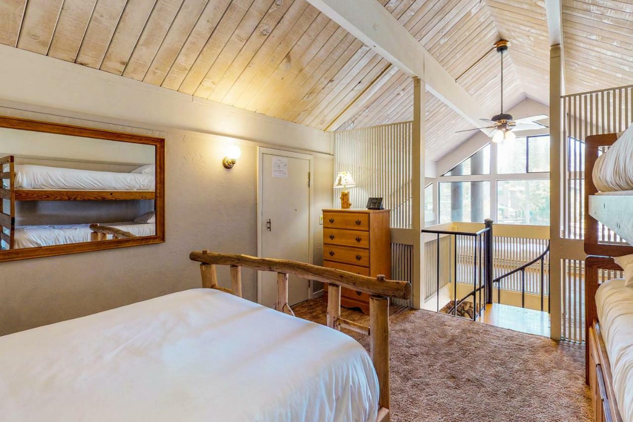 Waterfront Apres' Ski Cabin South Lake Tahoe Exterior photo