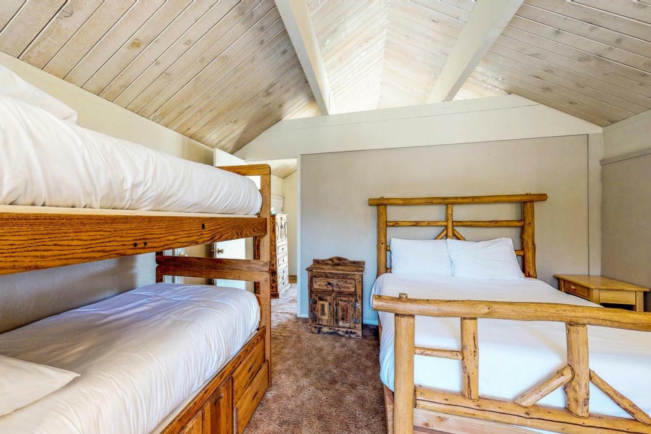 Waterfront Apres' Ski Cabin South Lake Tahoe Exterior photo