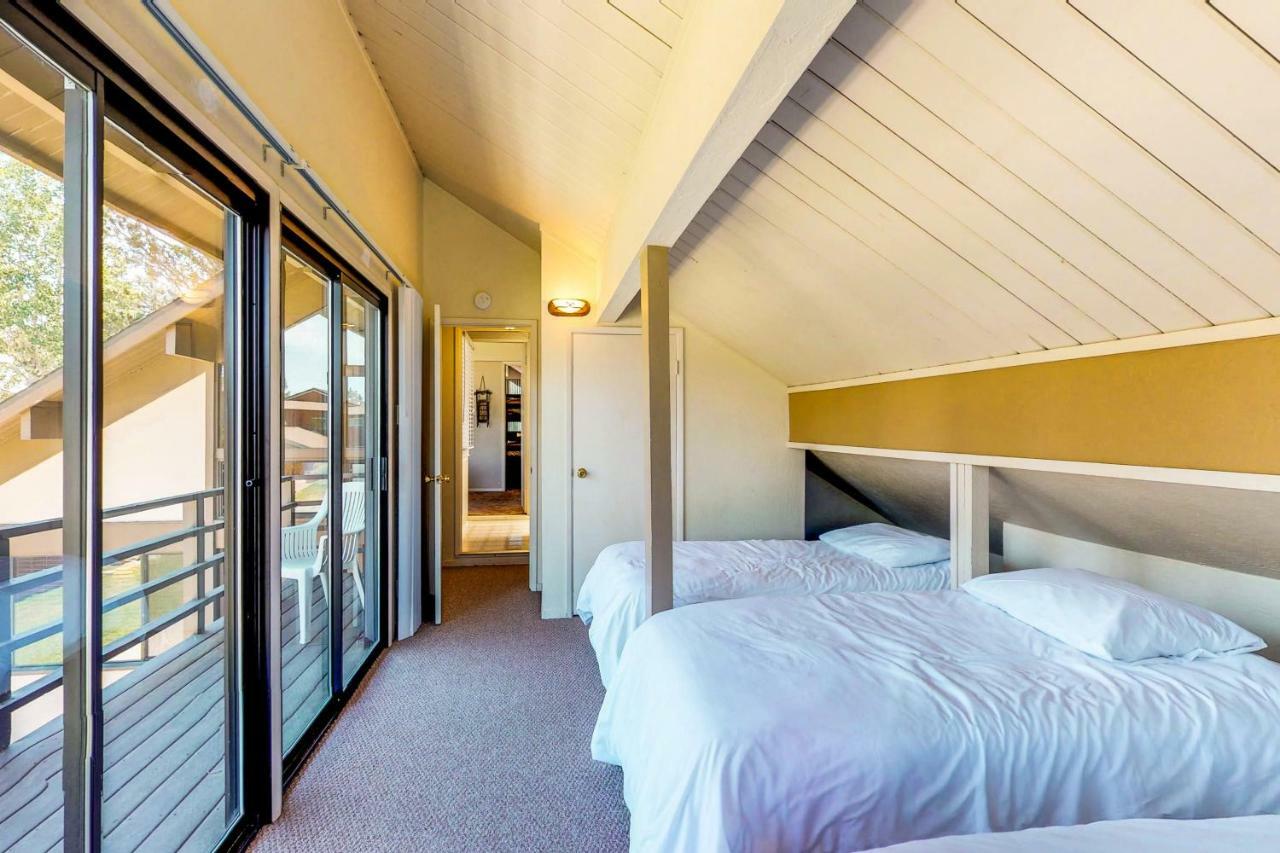 Waterfront Apres' Ski Cabin South Lake Tahoe Exterior photo